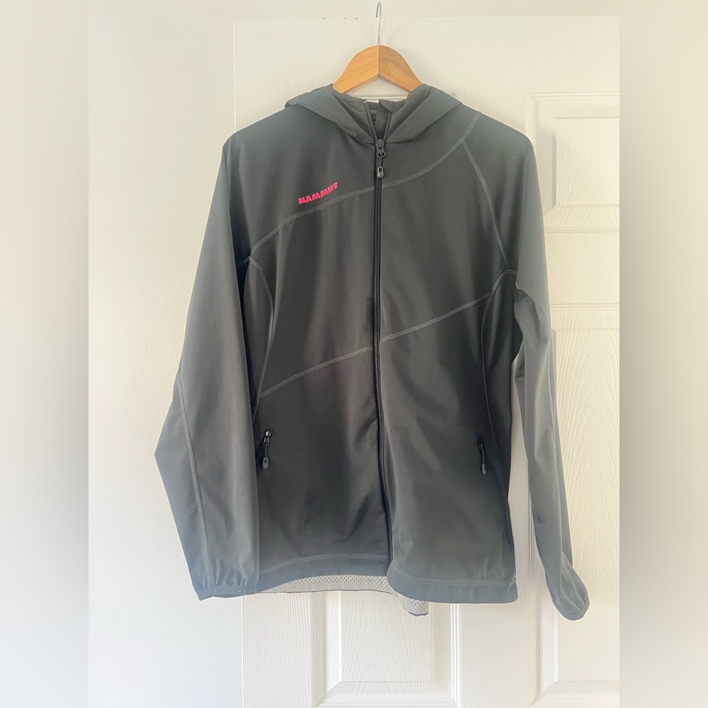 Mammut women’s Lemah olive green Hoodie lightweight Softshell Jacket size large